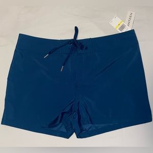 NWT JANTZEN ACTICE SHORT SIZE M